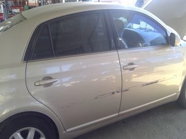 2006 TOYOTA AVALON, TAN, XL MODEL, AT.  Z26327